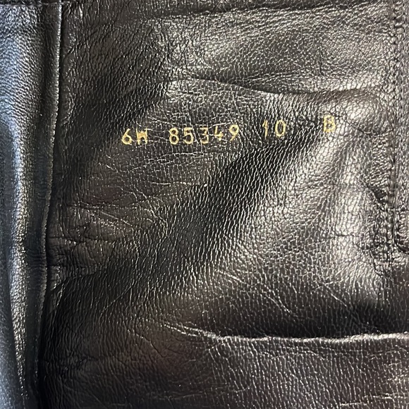 Swede Boots in black & brown gently worn - Picture 7 of 8